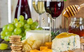 Sejour Et Degustation By Cecile & Jean-Baptiste